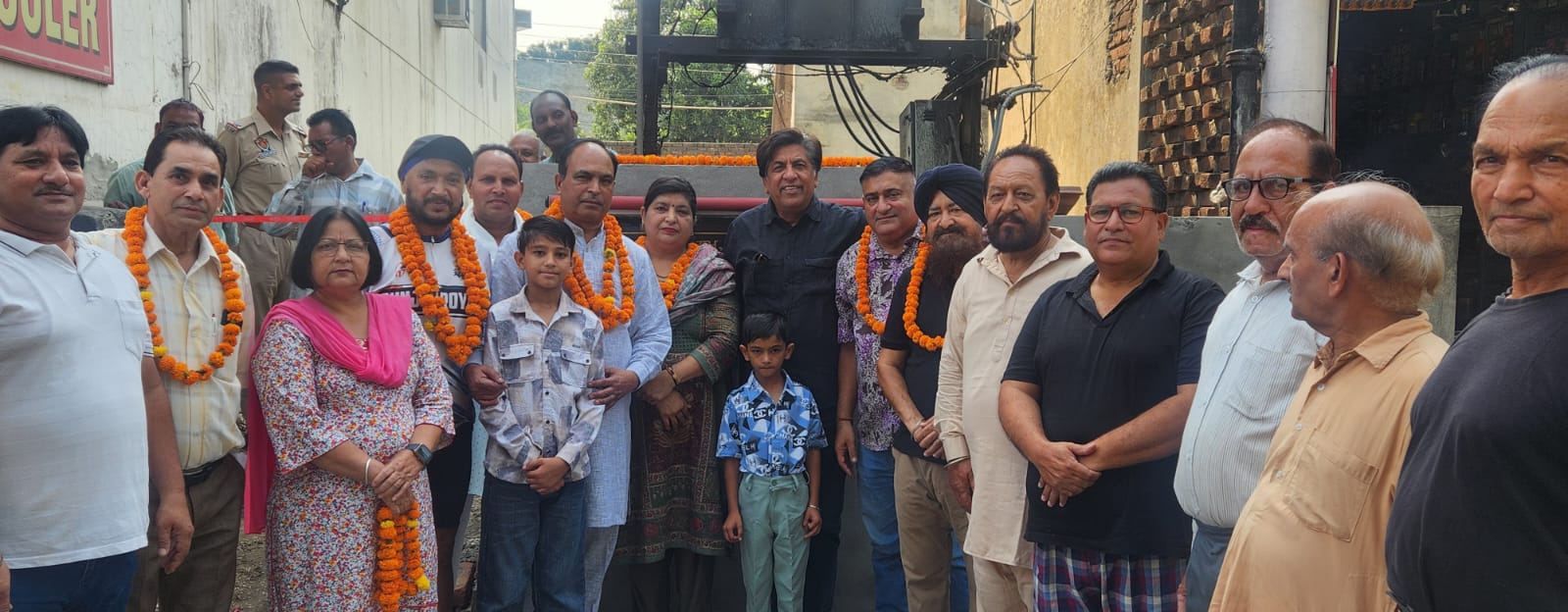MLA Jimpa inaugurated a tubewell built at a cost of Rs 29 lakh in Mohalla Central Town